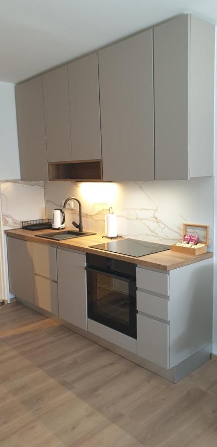 Studio Apartment Hana Pula Ngoại thất bức ảnh